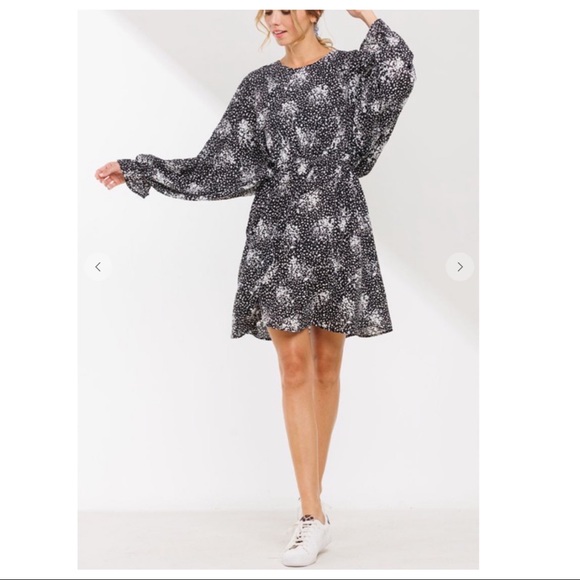 17 Boho Chic Floral Print Batwing Dress - Picture 2 of 4